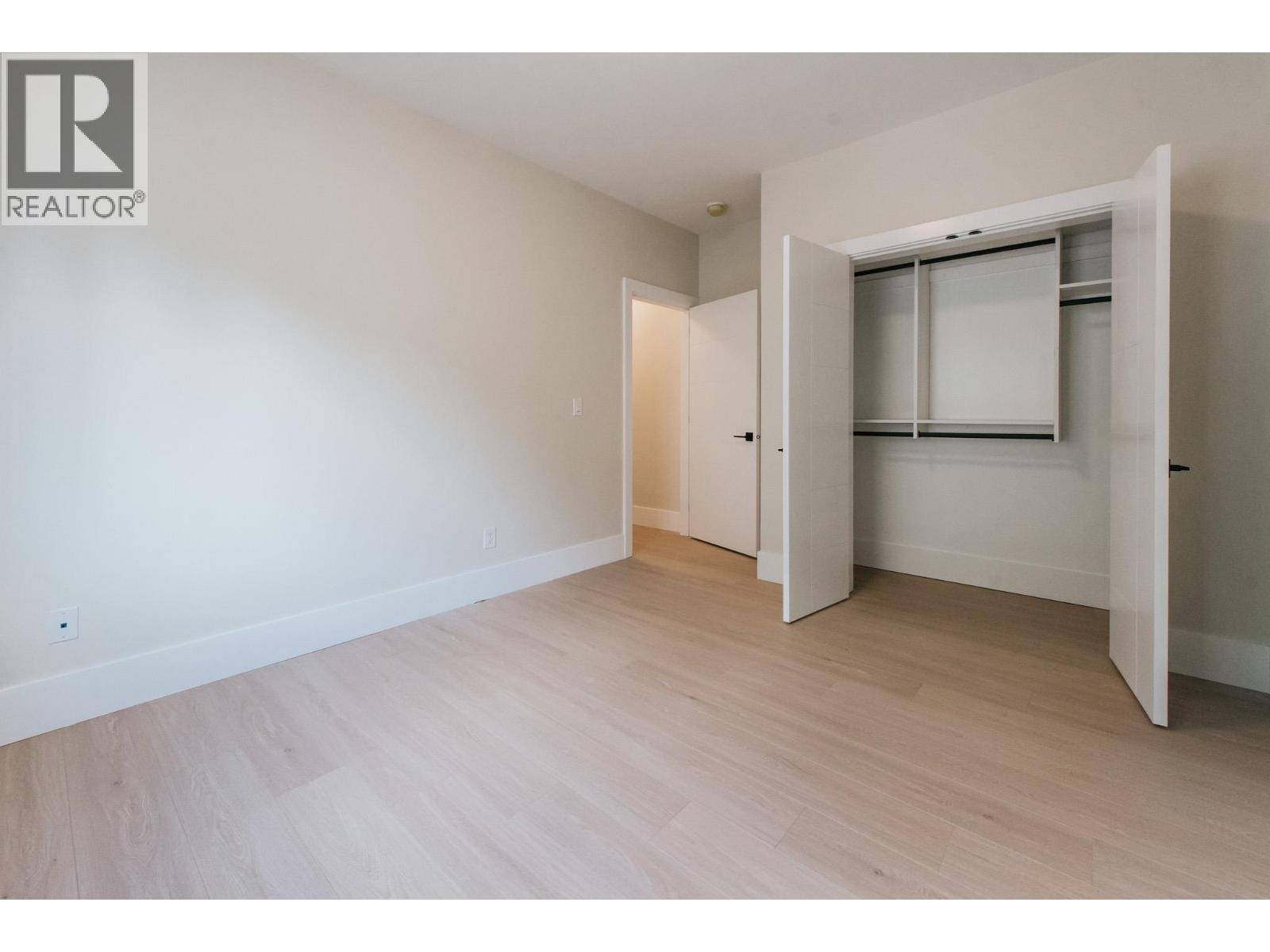 5962-5964 Barnacle Street, Sechelt, British Columbia  V7Z 0V4 - Photo 32 - R3133057