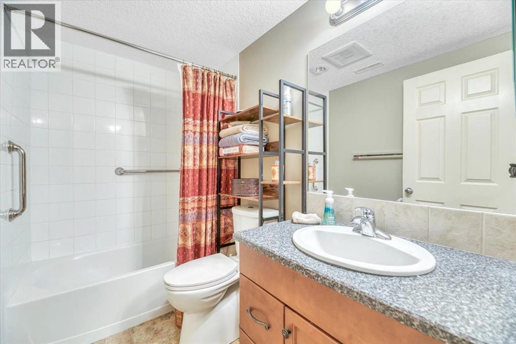141 Ridgestone Lane, Diamond Valley, Alberta  T0L 0H0 - Photo 36 - A2320805