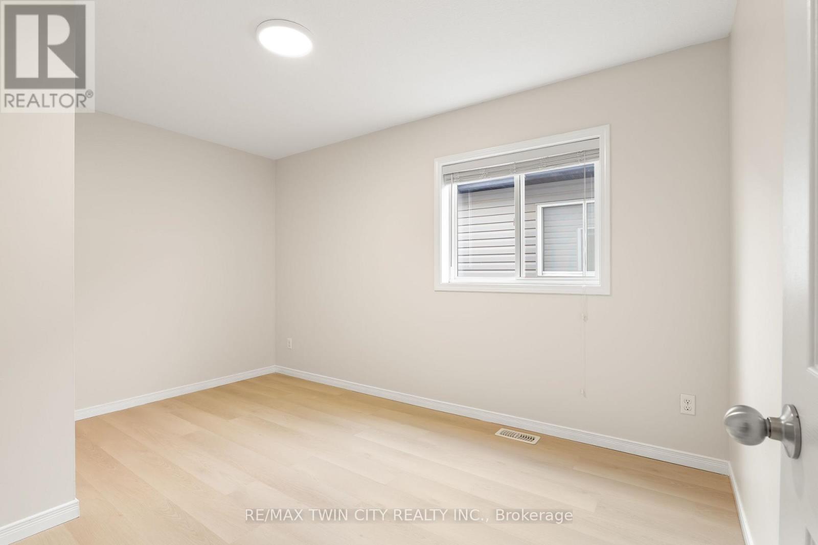 680 Blair Creek Drive, Kitchener, Ontario  N2P 0E7 - Photo 33 - X13632222