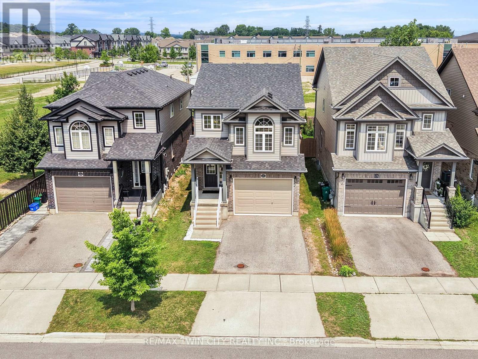 680 Blair Creek Drive, Kitchener, Ontario  N2P 0E7 - Photo 44 - X13632222