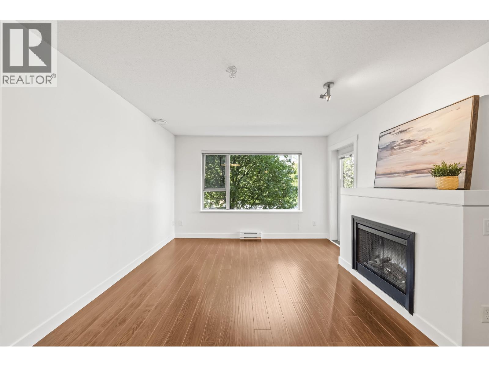 216 4728 Dawson Street, Burnaby, British Columbia  V5C 0A9 - Photo 4 - R3146549