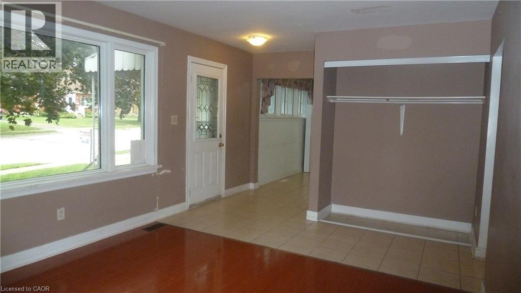 169 Union Street E, Waterloo, Ontario  N2J 1C4 - Photo 11 - 40852944