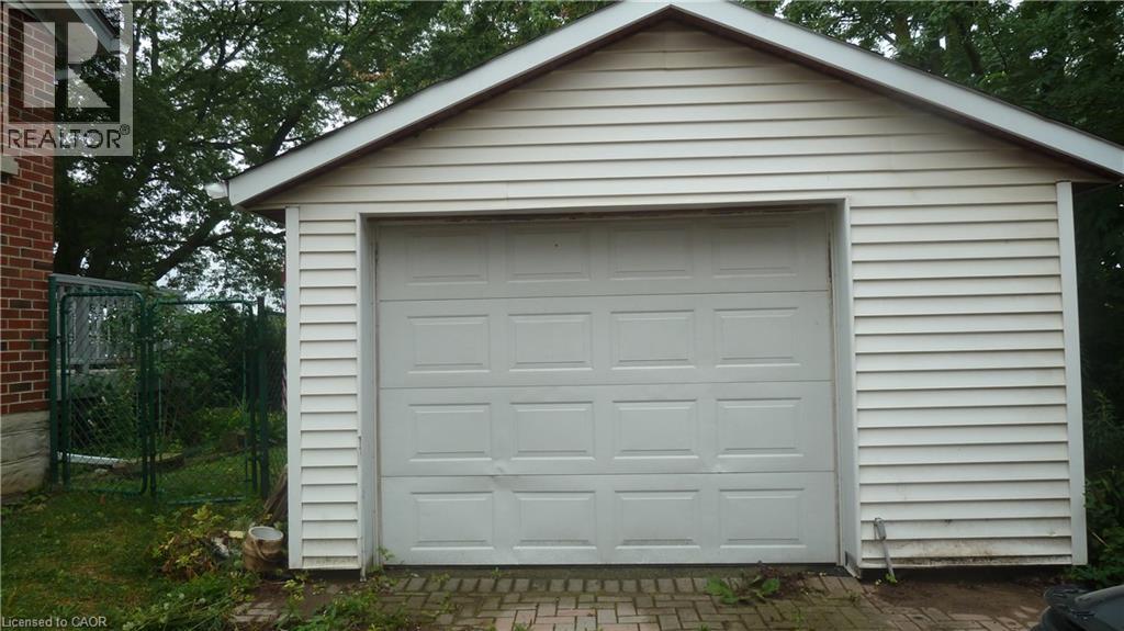 169 Union Street E, Waterloo, Ontario  N2J 1C4 - Photo 3 - 40852944