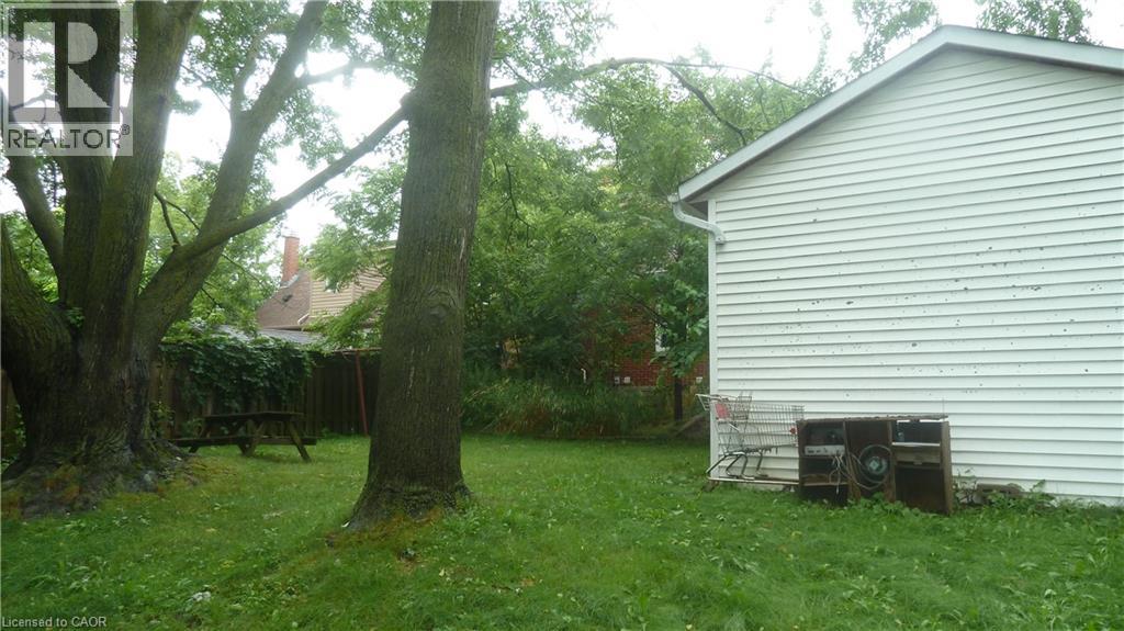 169 Union Street E, Waterloo, Ontario  N2J 1C4 - Photo 42 - 40852944