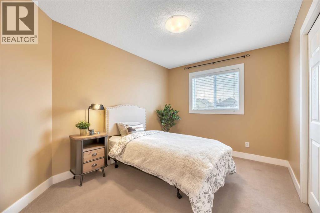 666 Evermeadow Road Sw, Calgary, Alberta  T2Y 4W7 - Photo 26 - A2325863