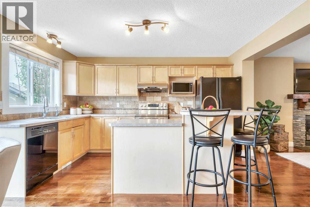 666 Evermeadow Road Sw, Calgary, Alberta  T2Y 4W7 - Photo 15 - A2325863