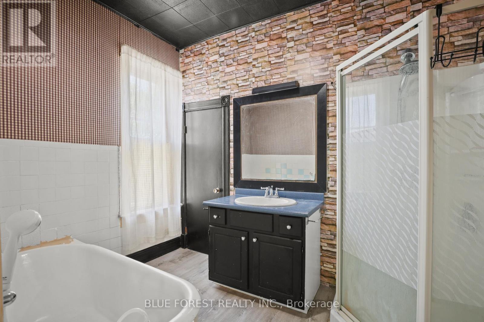 305 St Clair Street, Chatham-Kent, Ontario  N7L 3J8 - Photo 12 - X13632274