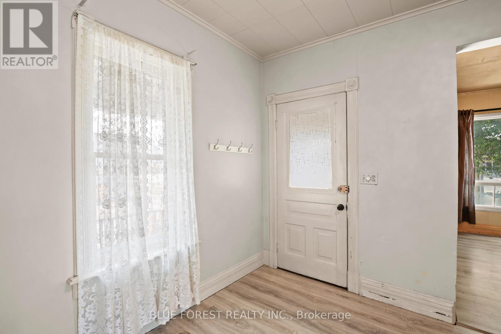 305 St Clair Street, Chatham-Kent, Ontario  N7L 3J8 - Photo 5 - X13632274