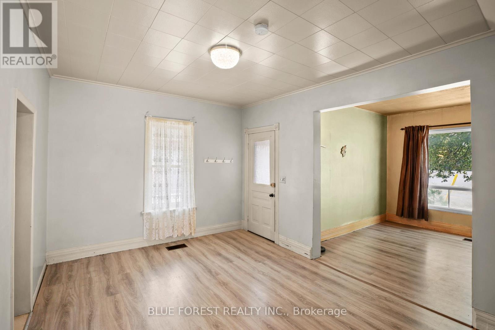305 St Clair Street, Chatham-Kent, Ontario  N7L 3J8 - Photo 6 - X13632274