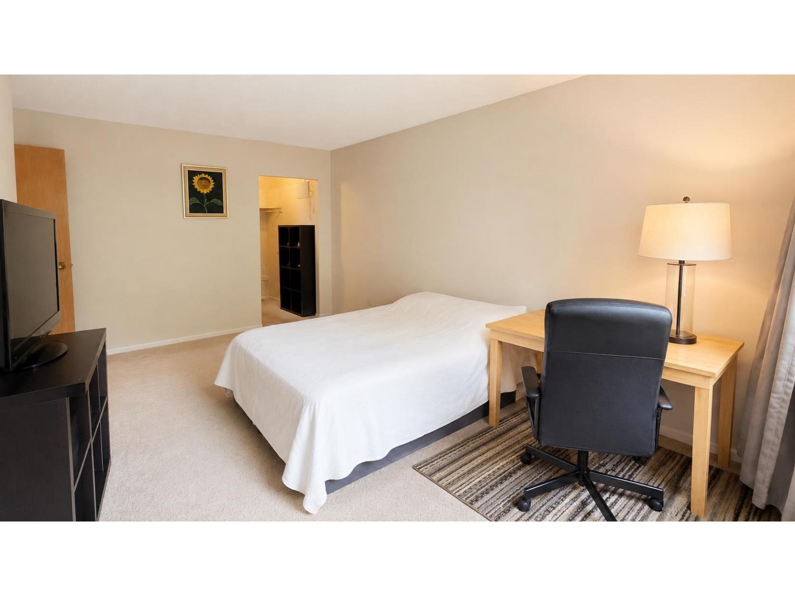 313 10644 151a Street, Surrey, British Columbia  V3R 8R3 - Photo 5 - R3151034