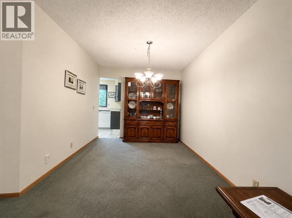3135 60 Street NE, Calgary, Alberta  T1Y 2R2 - Photo 3 - A2327444