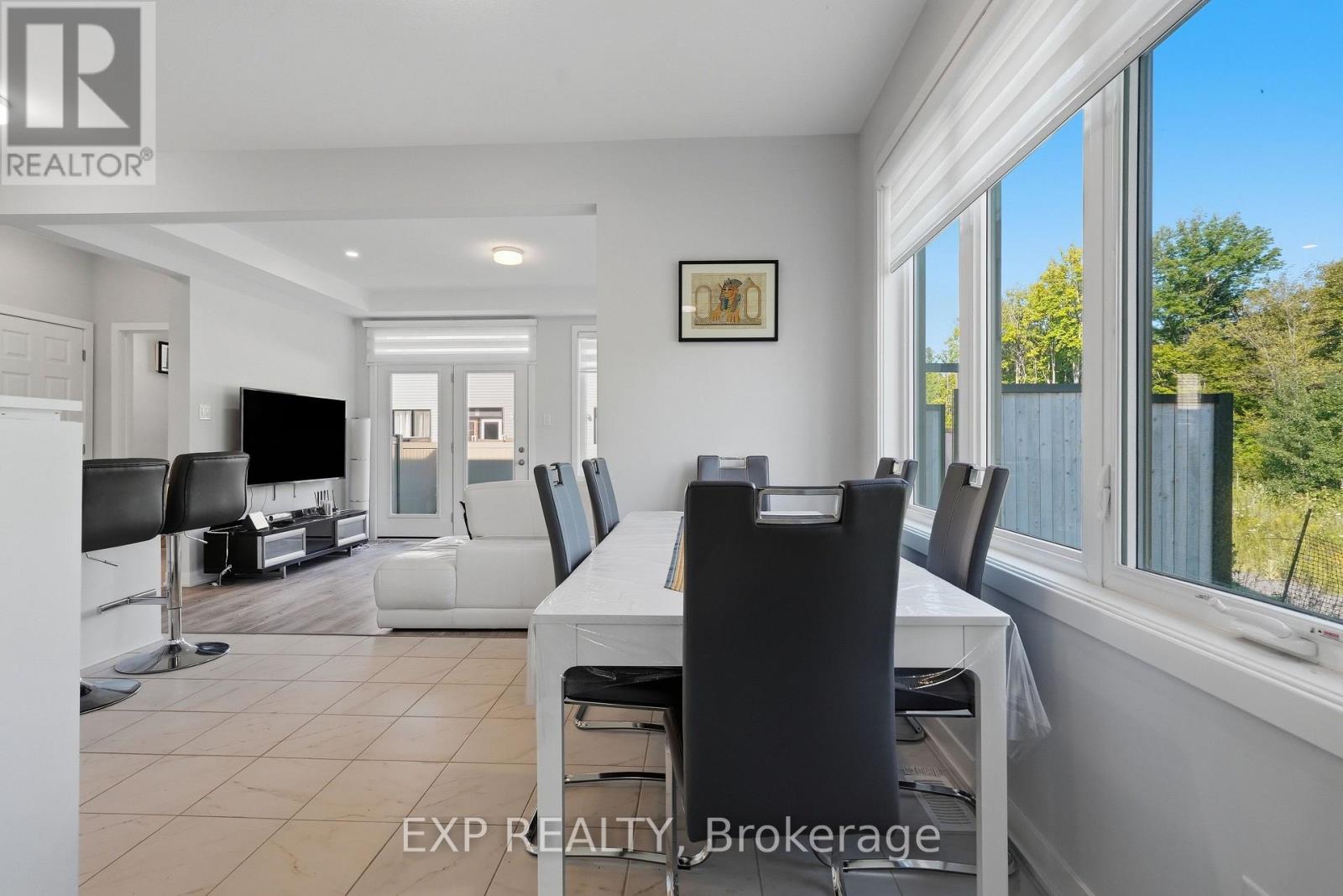 256 Billrian Crescent, Ottawa, Ontario  K2S 3A5 - Photo 9 - X13632304