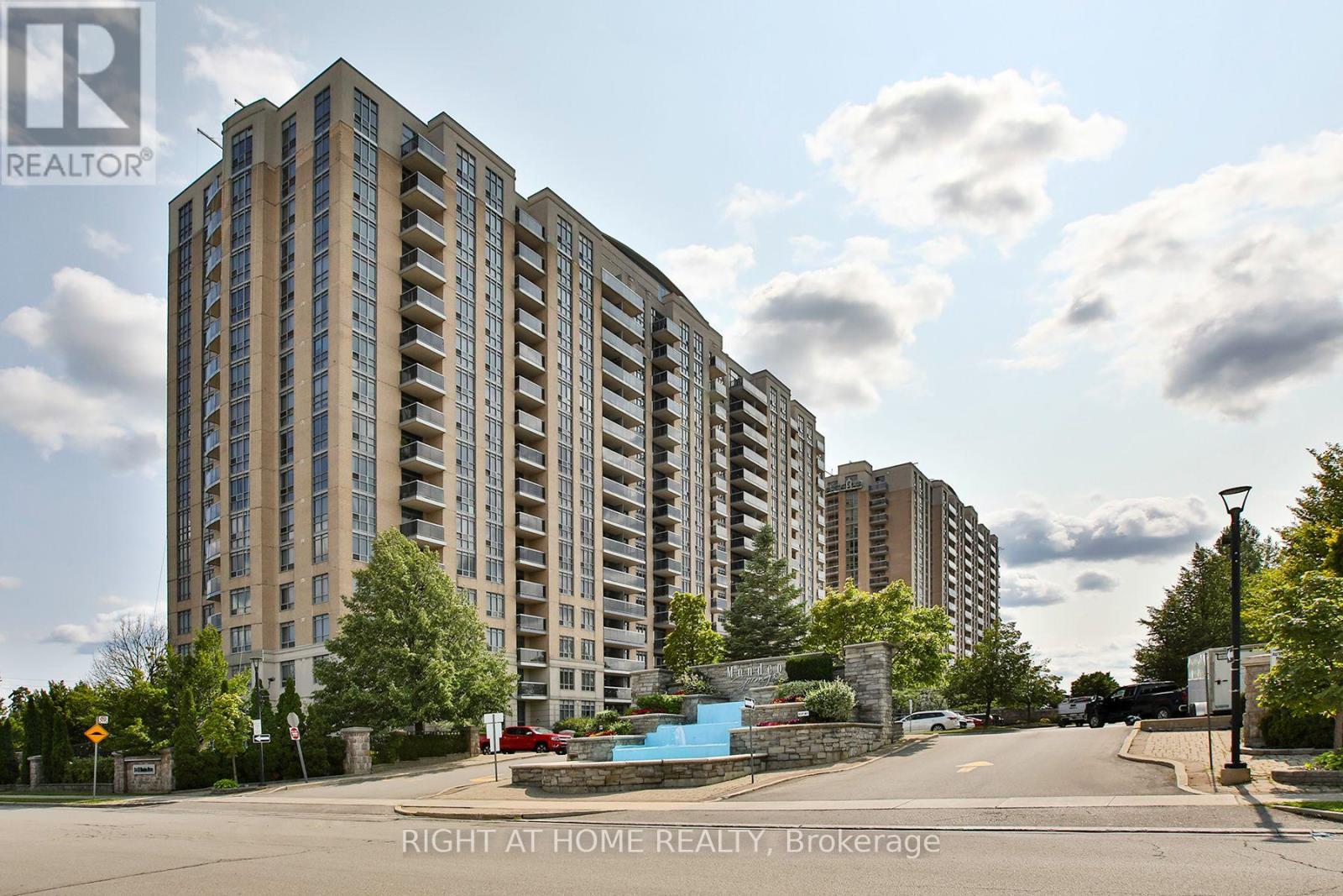 626 - 18 MONDEO DRIVE, Toronto, Ontario