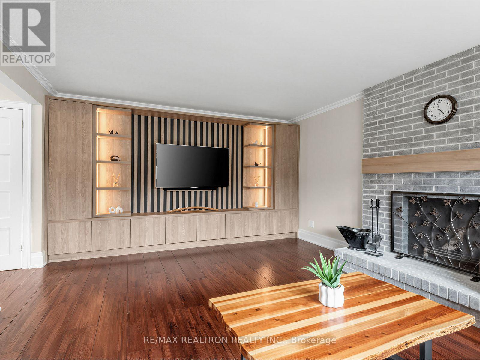 71 Fletcher Street, Bradford West Gwillimbury, Ontario  L3Z 1M1 - Photo 11 - N13632294