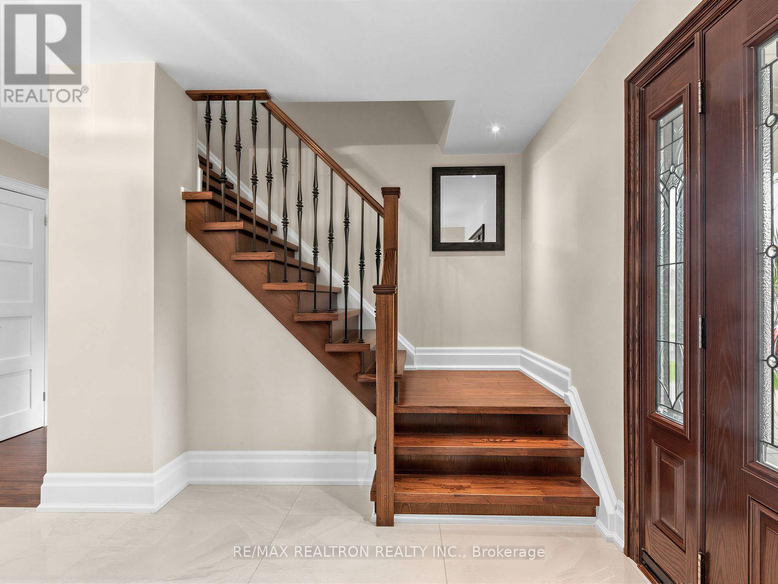 71 Fletcher Street, Bradford West Gwillimbury, Ontario  L3Z 1M1 - Photo 17 - N13632294