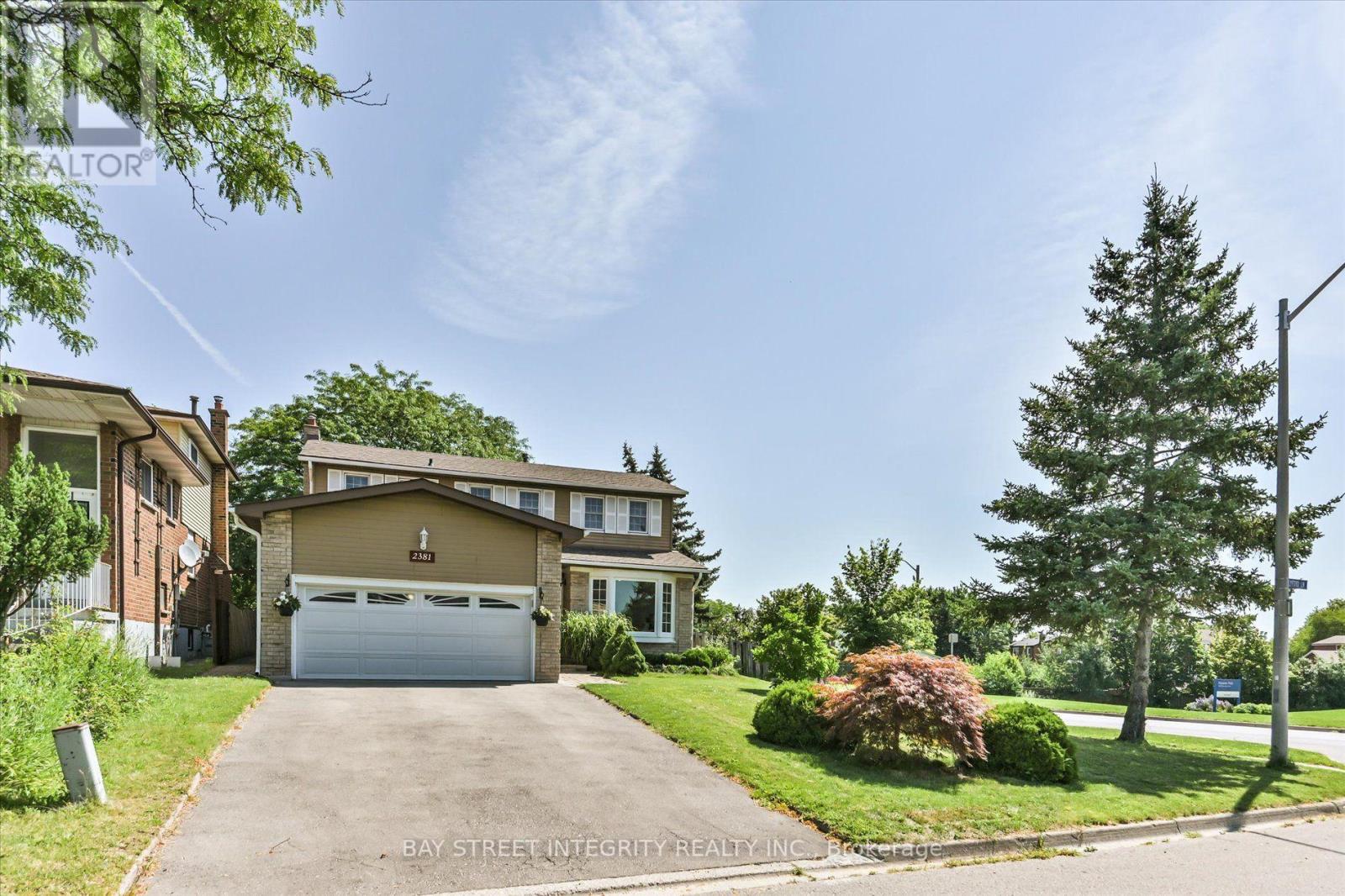 2381 LYFORD LANE, Burlington, Ontario