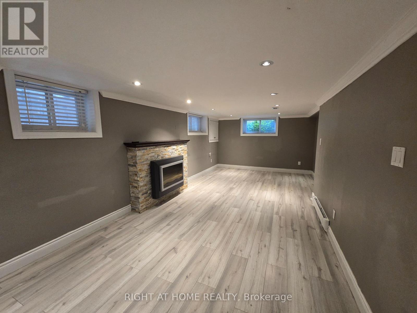 BASEMENT - 46 HAVERSON BOULEVARD, Toronto, Ontario