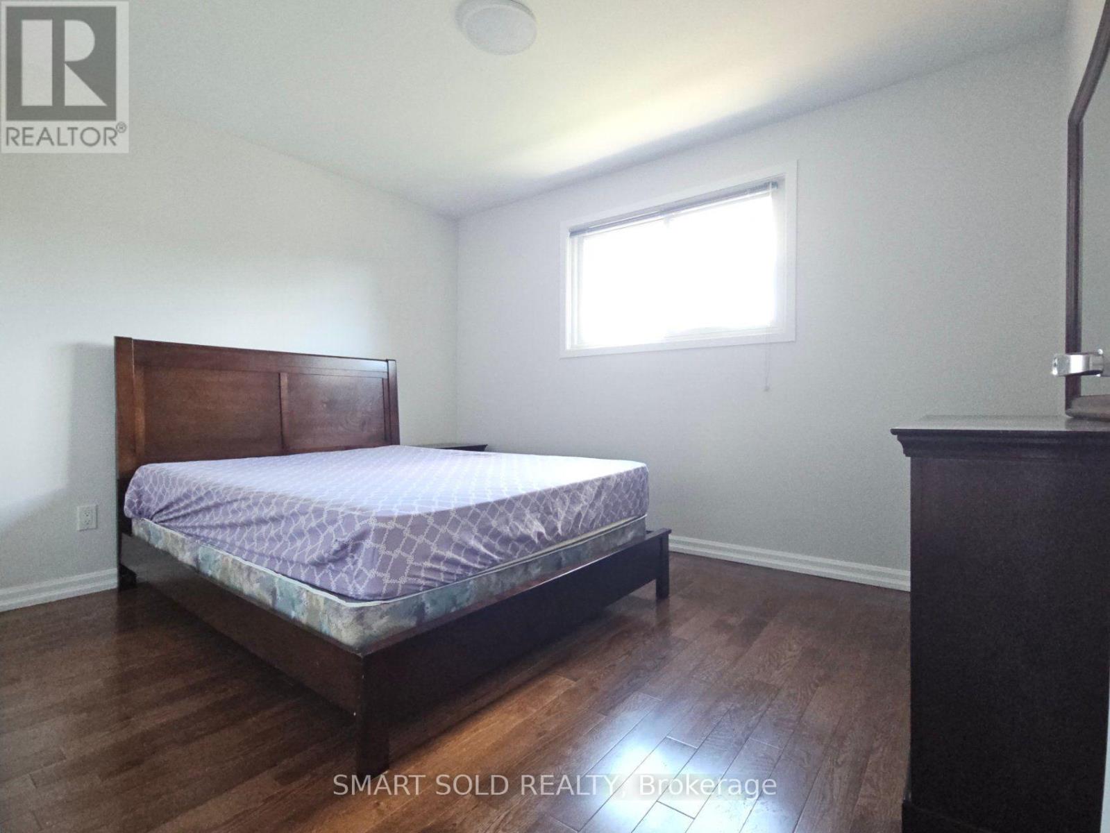 Main + Upper - 31 Silas Hill Drive, Toronto, Ontario  M2J 2X8 - Photo 7 - C13630628