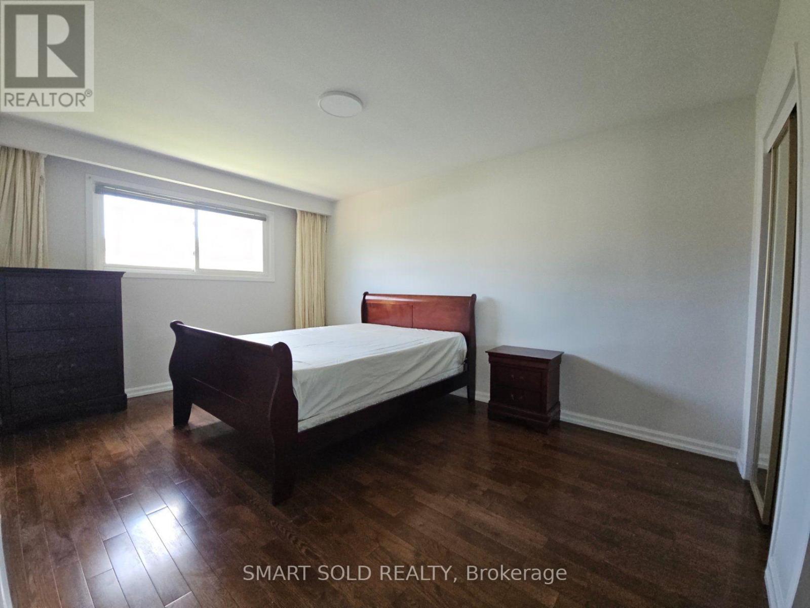 Main + Upper - 31 Silas Hill Drive, Toronto, Ontario  M2J 2X8 - Photo 6 - C13630628