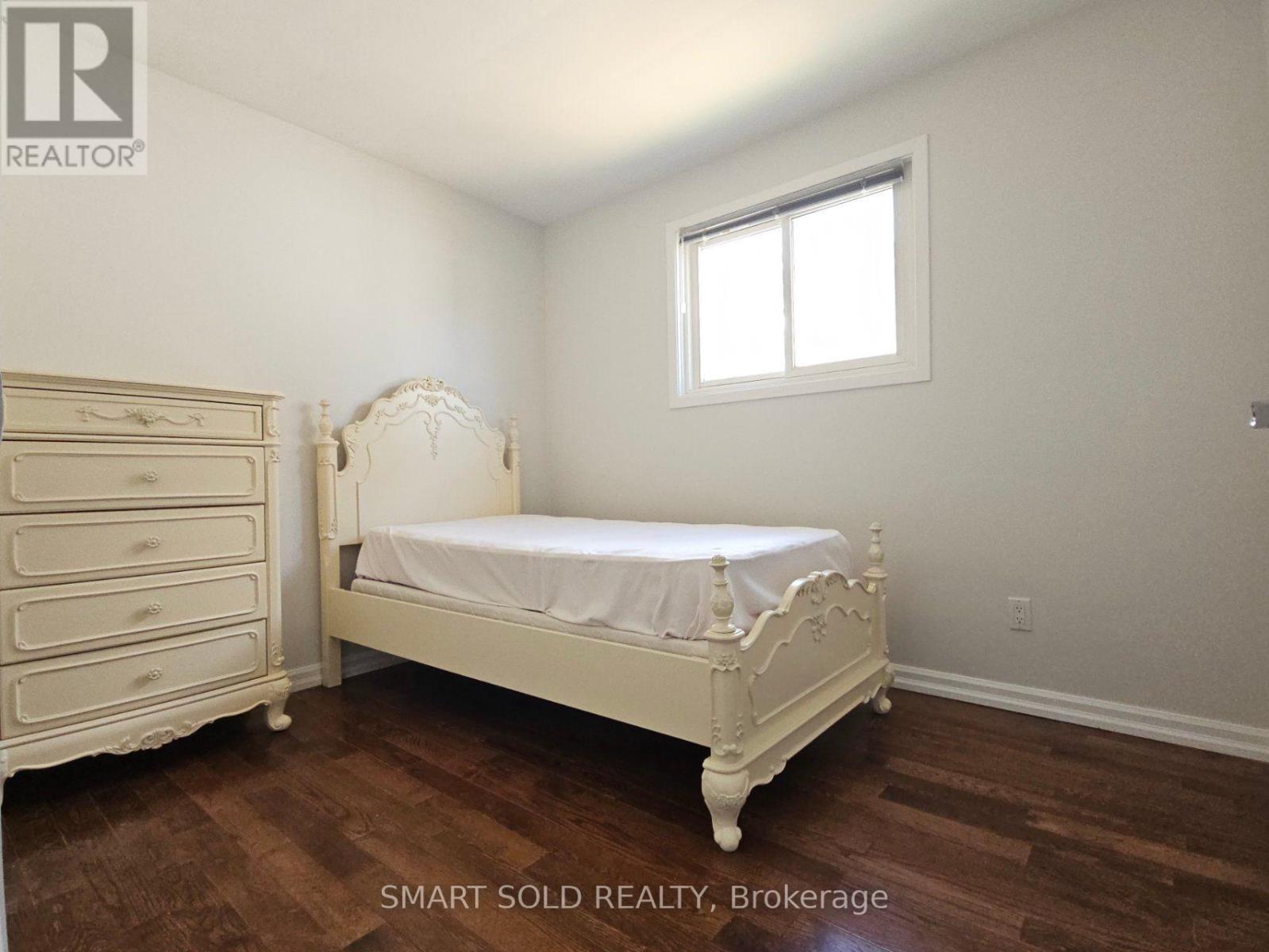 Main + Upper - 31 Silas Hill Drive, Toronto, Ontario  M2J 2X8 - Photo 8 - C13630628
