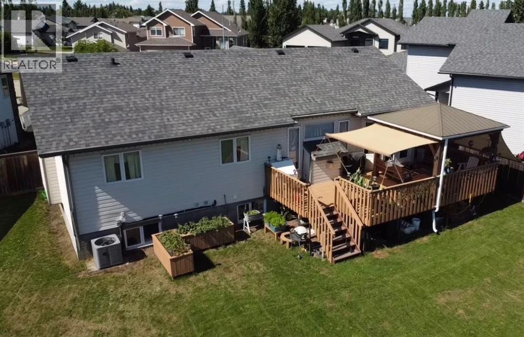66 Cedar Heights, Whitecourt, Alberta  T7S 0A4 - Photo 4 - A2333784