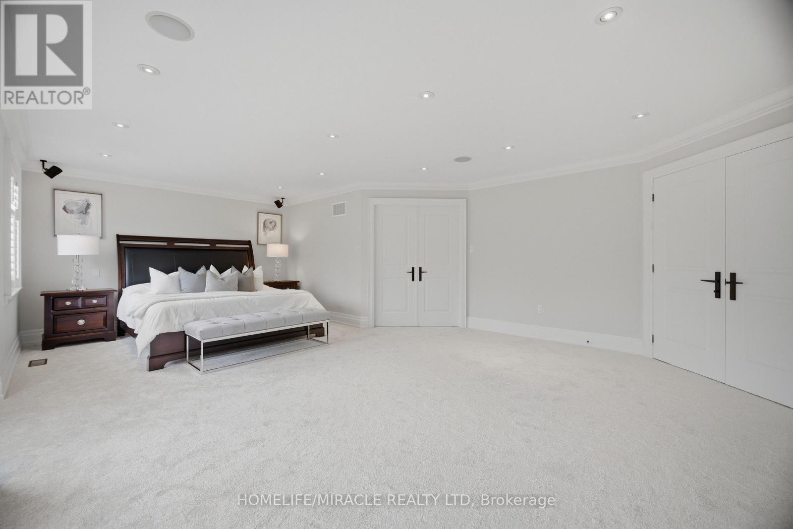 2152 Manor Hill Drive, Mississauga, Ontario  L5M 5H9 - Photo 24 - W13631230