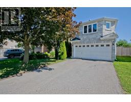 22 TAOS COURT, Richmond Hill, Ontario