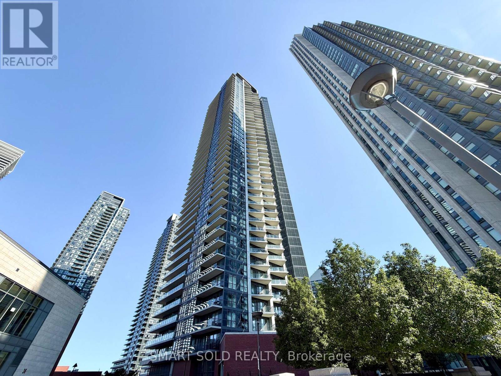 3002 - 10 PARK LAWN ROAD, Toronto, Ontario