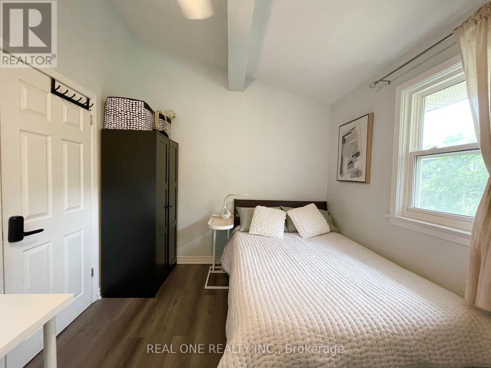 290 Westcourt Place, Waterloo, Ontario  N2L 2R7 - Photo 21 - X13632356