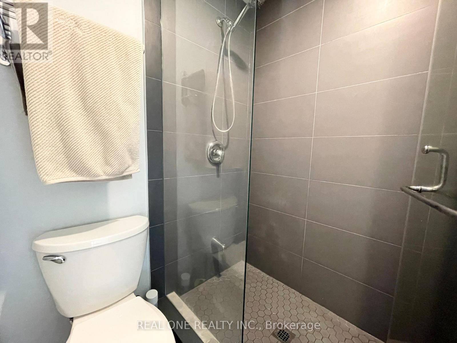 290 Westcourt Place, Waterloo, Ontario  N2L 2R7 - Photo 24 - X13632356