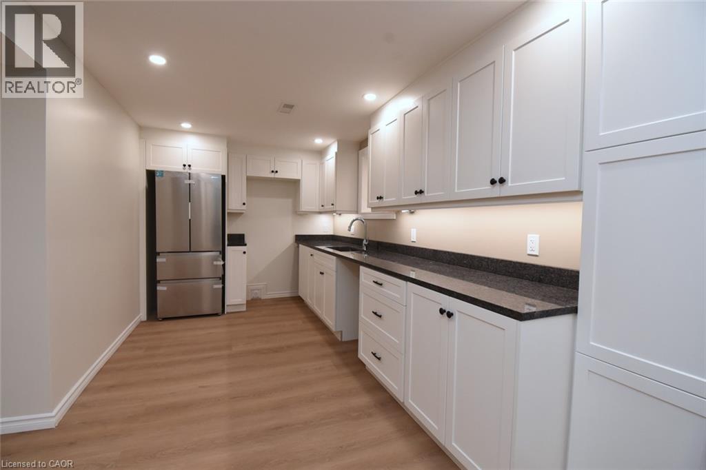 71 Naomi Court, Ancaster, Ontario  L9G 5E4 - Photo 37 - 40850790