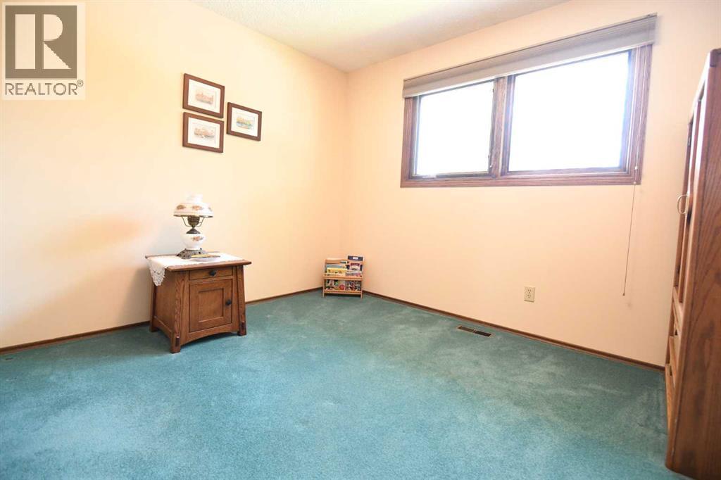 168 Templewood Drive NE, Calgary, Alberta  T1Y 4G8 - Photo 25 - A2334392