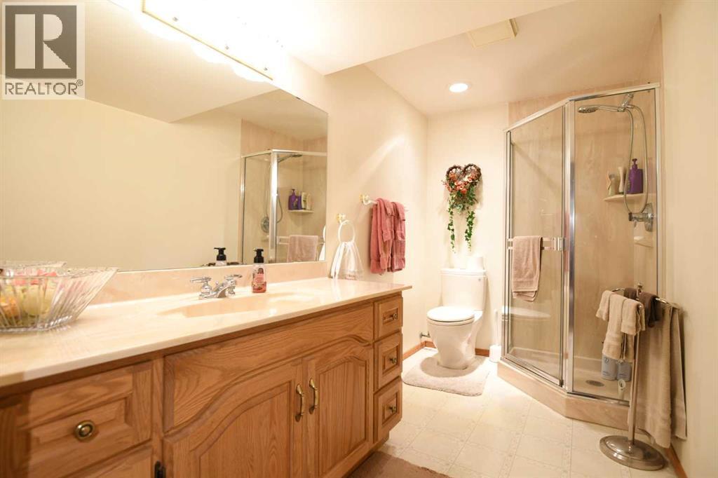 168 Templewood Drive NE, Calgary, Alberta  T1Y 4G8 - Photo 36 - A2334392