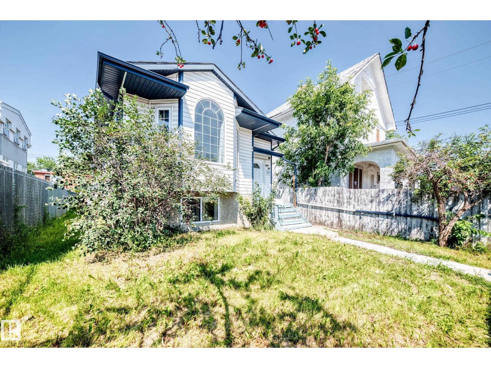 9518 106 Av Nw, Edmonton, Alberta  T5H 0N2 - Photo 2 - E4501957