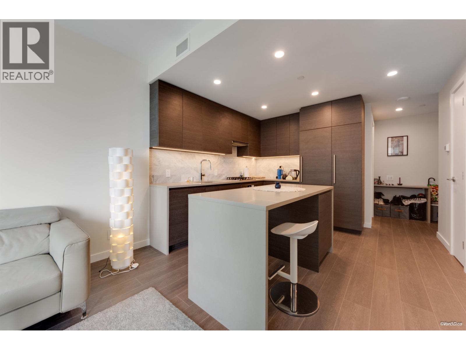 2812 2108 GILMORE AVENUE, Burnaby, British Columbia