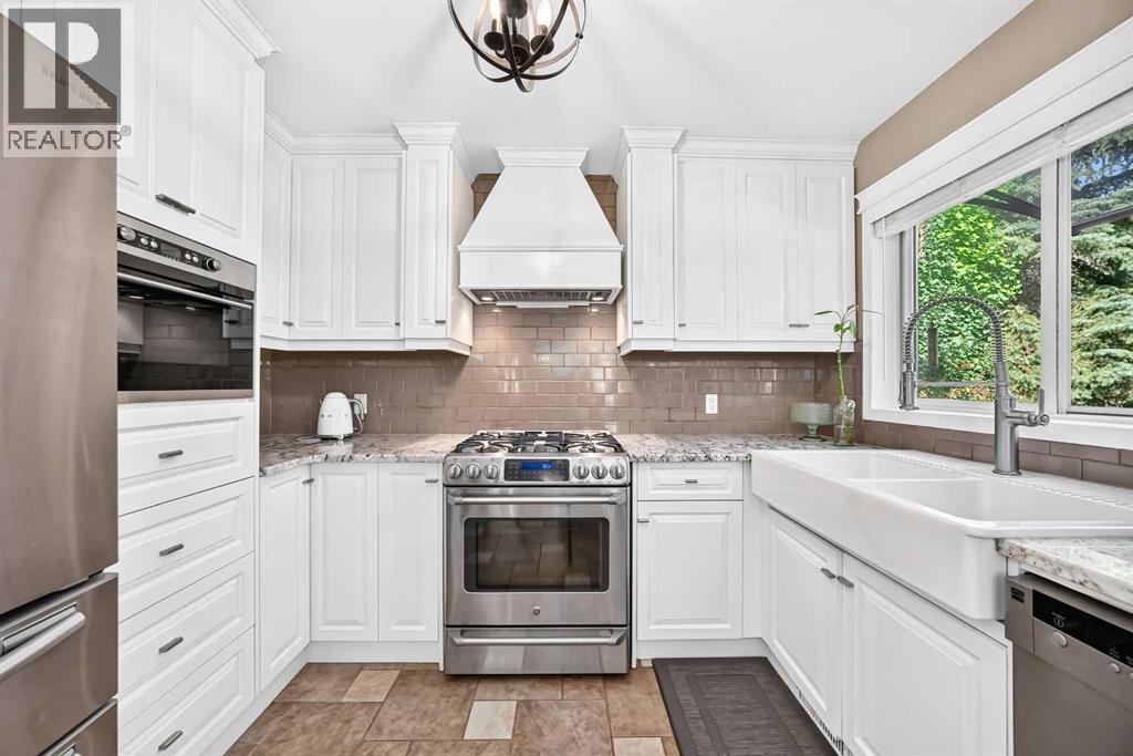 1574 Evergreen Drive SW, Calgary, Alberta  T2Y 3B7 - Photo 14 - A2333043