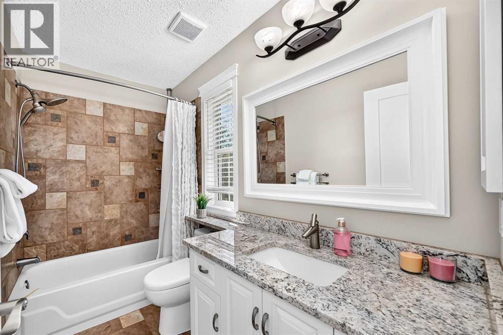 1574 Evergreen Drive SW, Calgary, Alberta  T2Y 3B7 - Photo 34 - A2333043