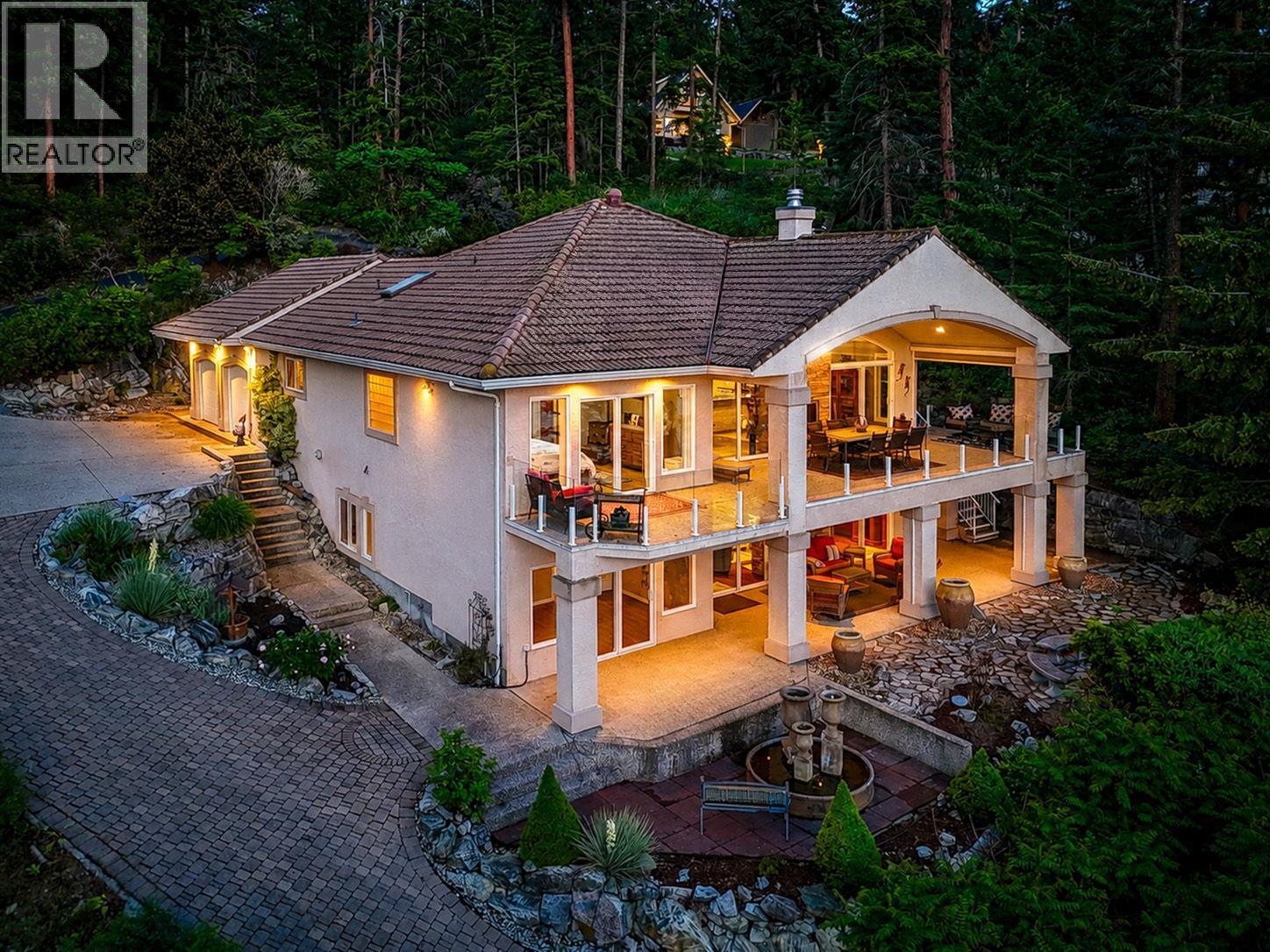 6650 Finch Road, Lake Country, British Columbia  V4V 1M9 - Photo 2 - 10388282