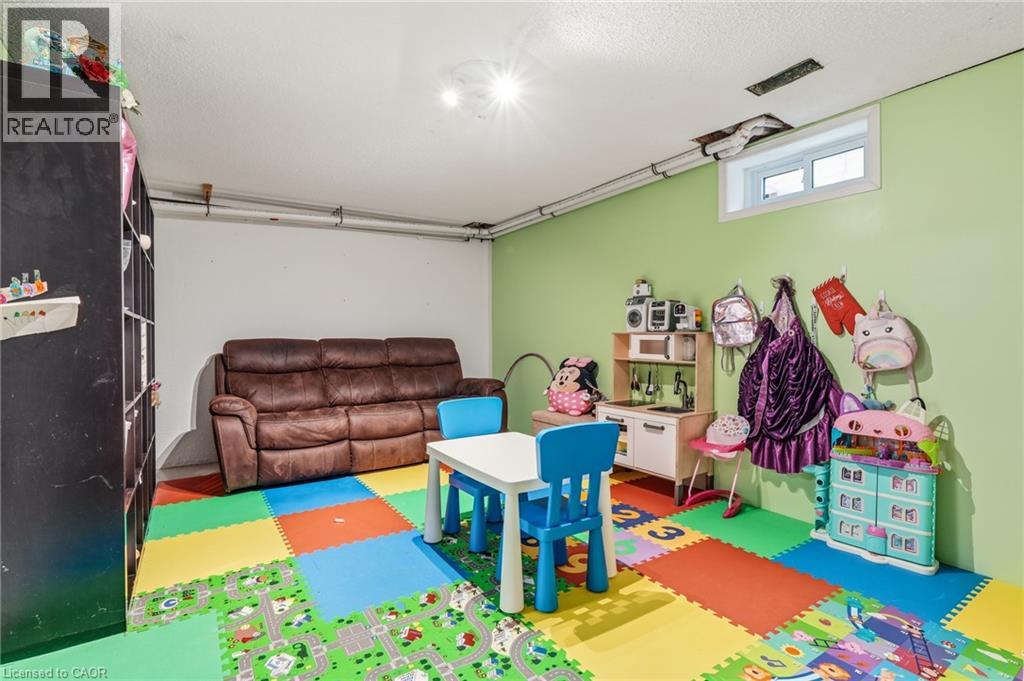 86 San Remo Drive, Hamilton, Ontario  L9C 5N6 - Photo 25 - 40847842