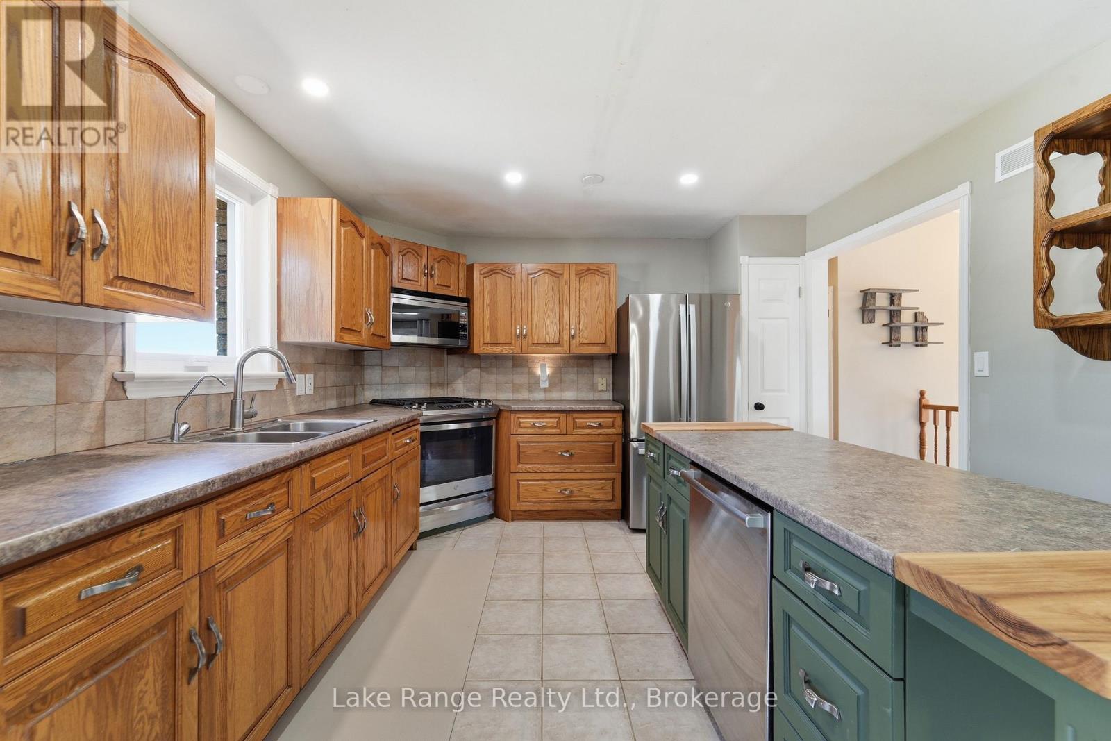 349 South Delhi Street, Huron-Kinloss (Lucknow), Ontario  N0G 2H0 - Photo 10 - X13632480