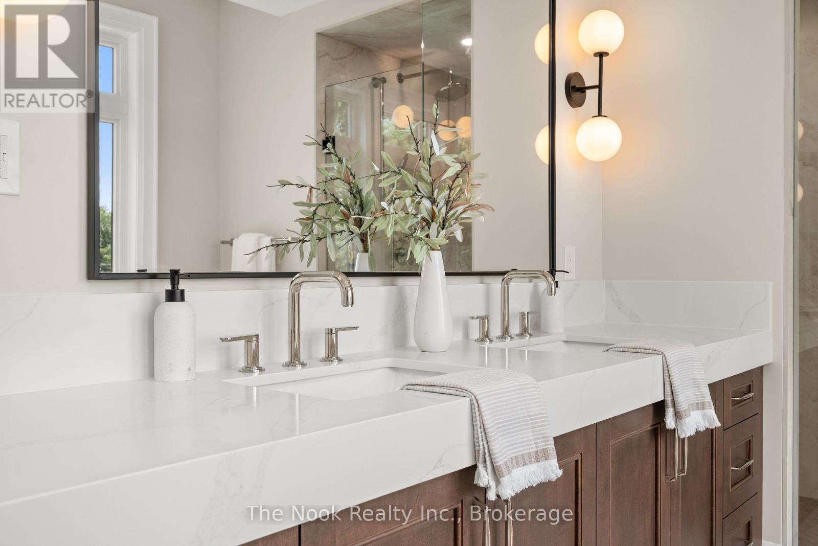 153 Elizabeth Crescent N, Whitby, Ontario  L1N 3S1 - Photo 21 - E13632490