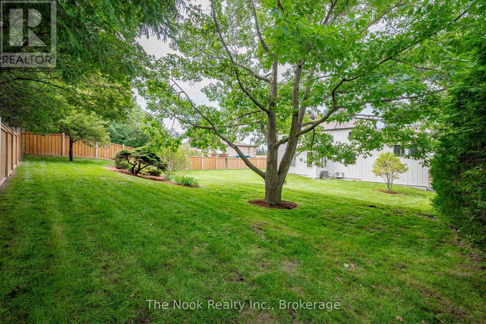 153 Elizabeth Crescent N, Whitby, Ontario  L1N 3S1 - Photo 45 - E13632490