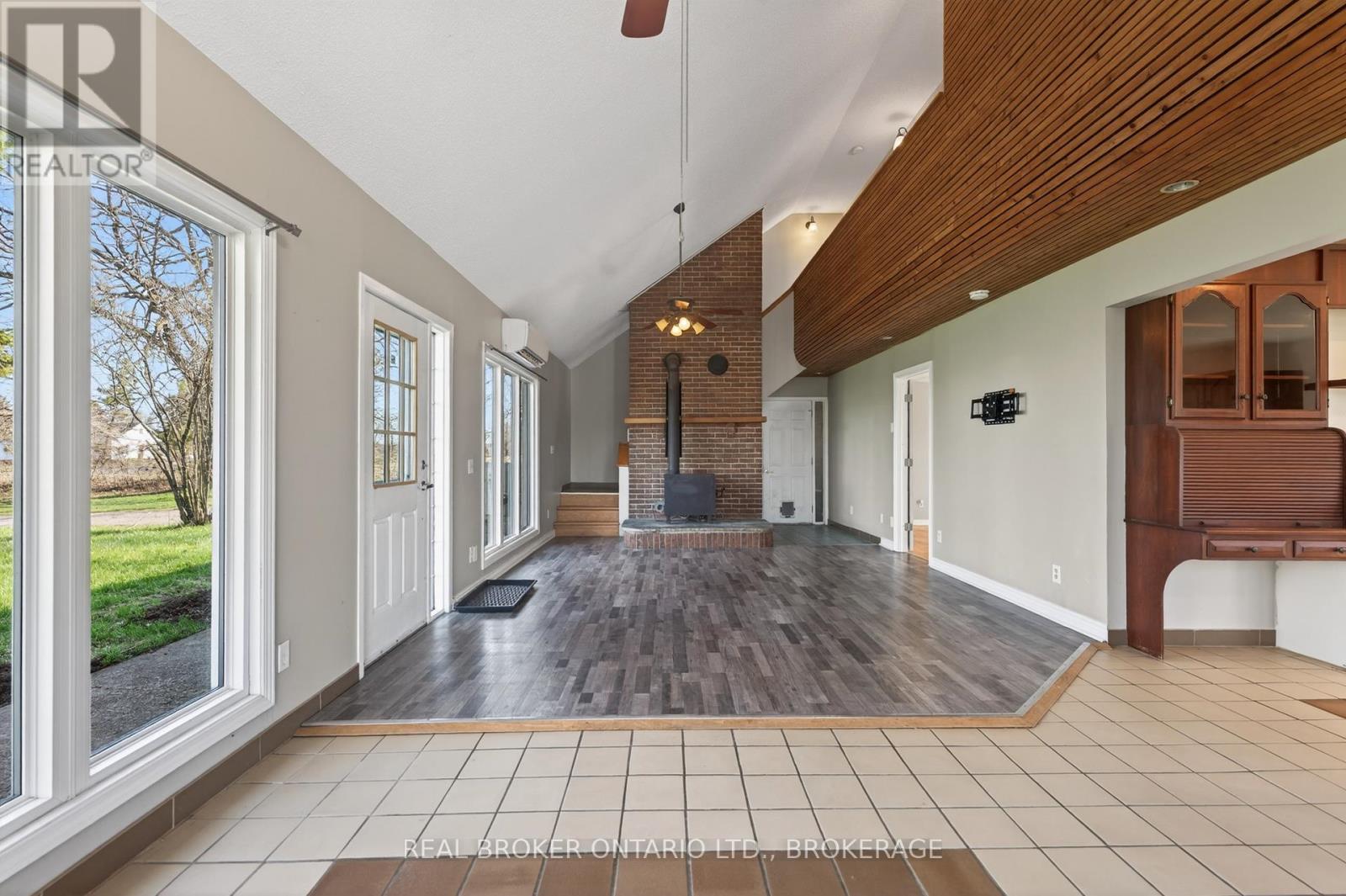 2268 Mcintyre Road, Loyalist, Ontario  K0H 1G0 - Photo 10 - X13632390