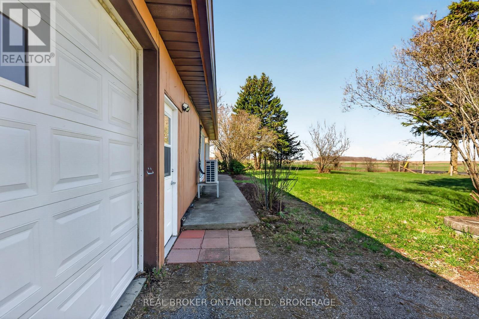 2268 Mcintyre Road, Loyalist, Ontario  K0H 1G0 - Photo 4 - X13632390