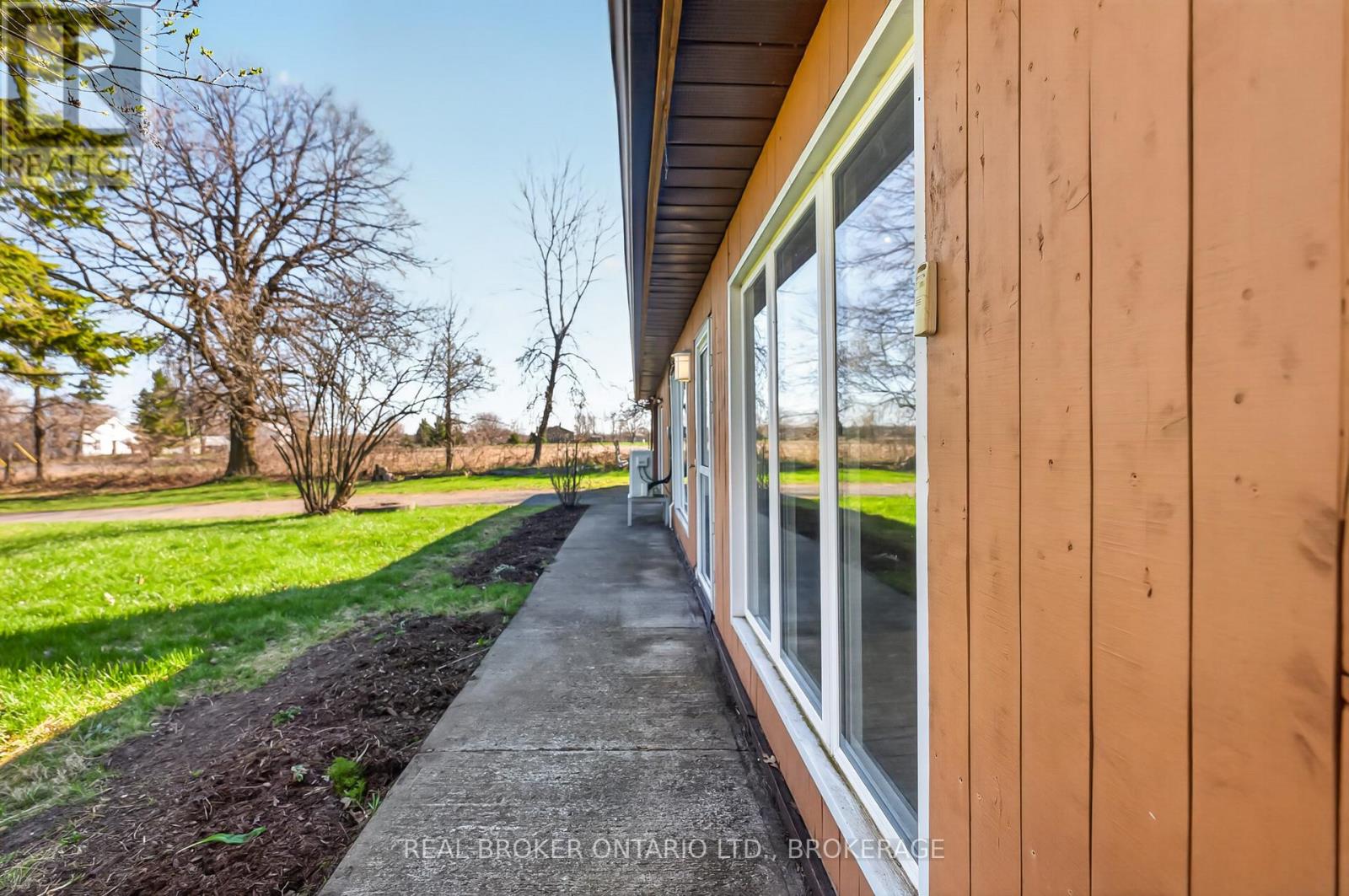 2268 Mcintyre Road, Loyalist, Ontario  K0H 1G0 - Photo 5 - X13632390