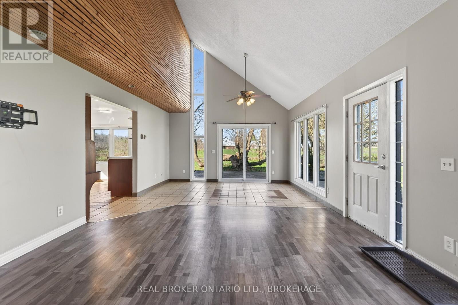 2268 Mcintyre Road, Loyalist, Ontario  K0H 1G0 - Photo 8 - X13632390
