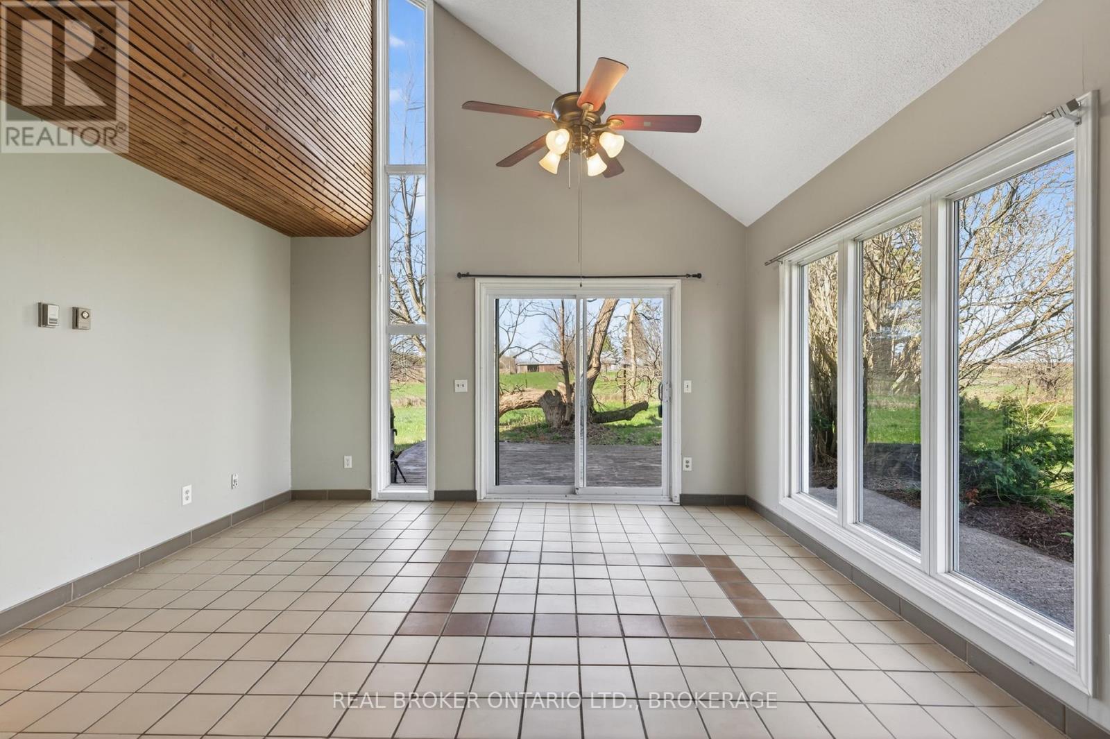 2268 Mcintyre Road, Loyalist, Ontario  K0H 1G0 - Photo 9 - X13632390
