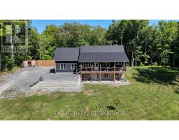 1020 HILL ROAD, Frontenac, Ontario
