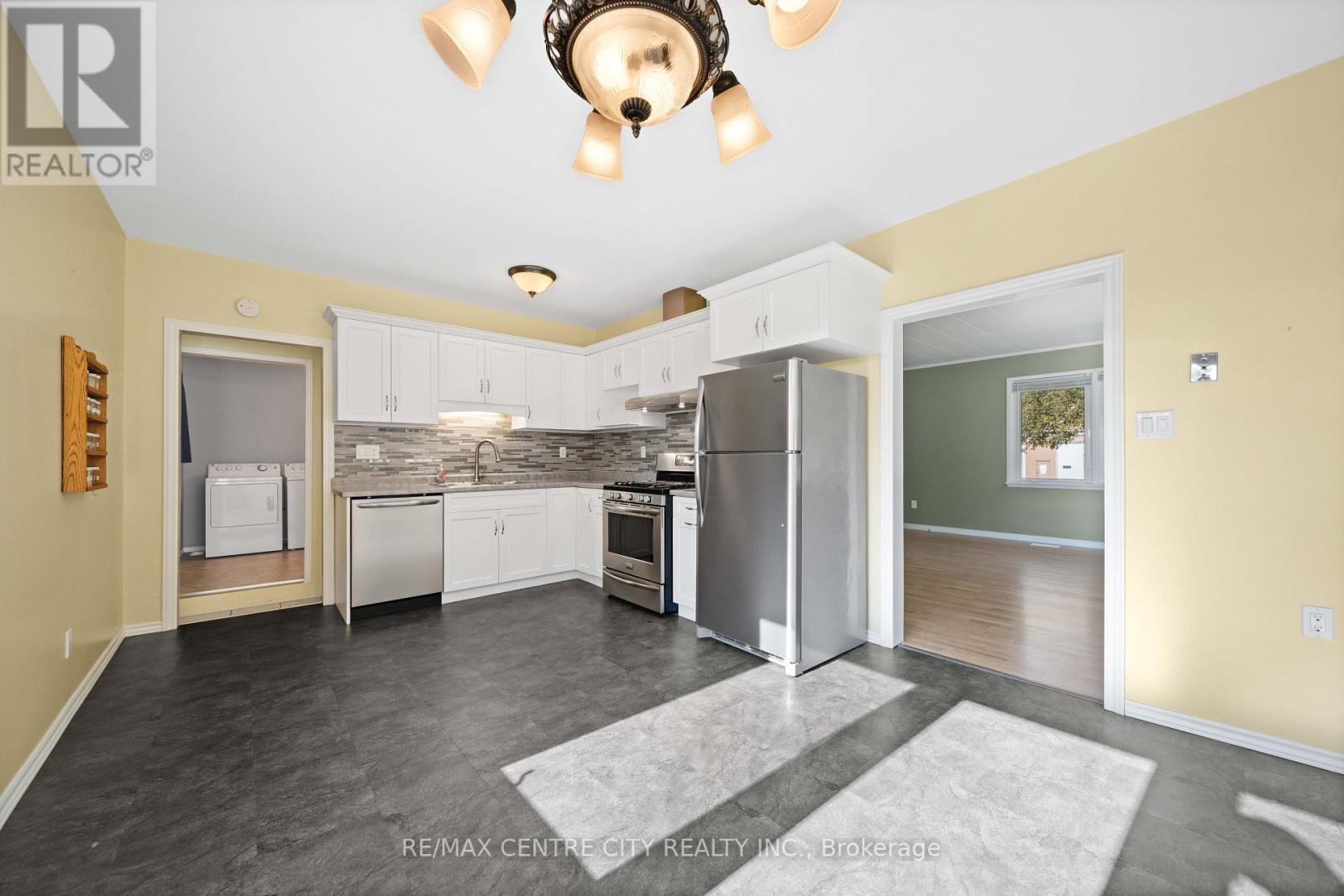 40 Chestnut Street W, Aylmer, Ontario  N5H 1E6 - Photo 6 - X13632518