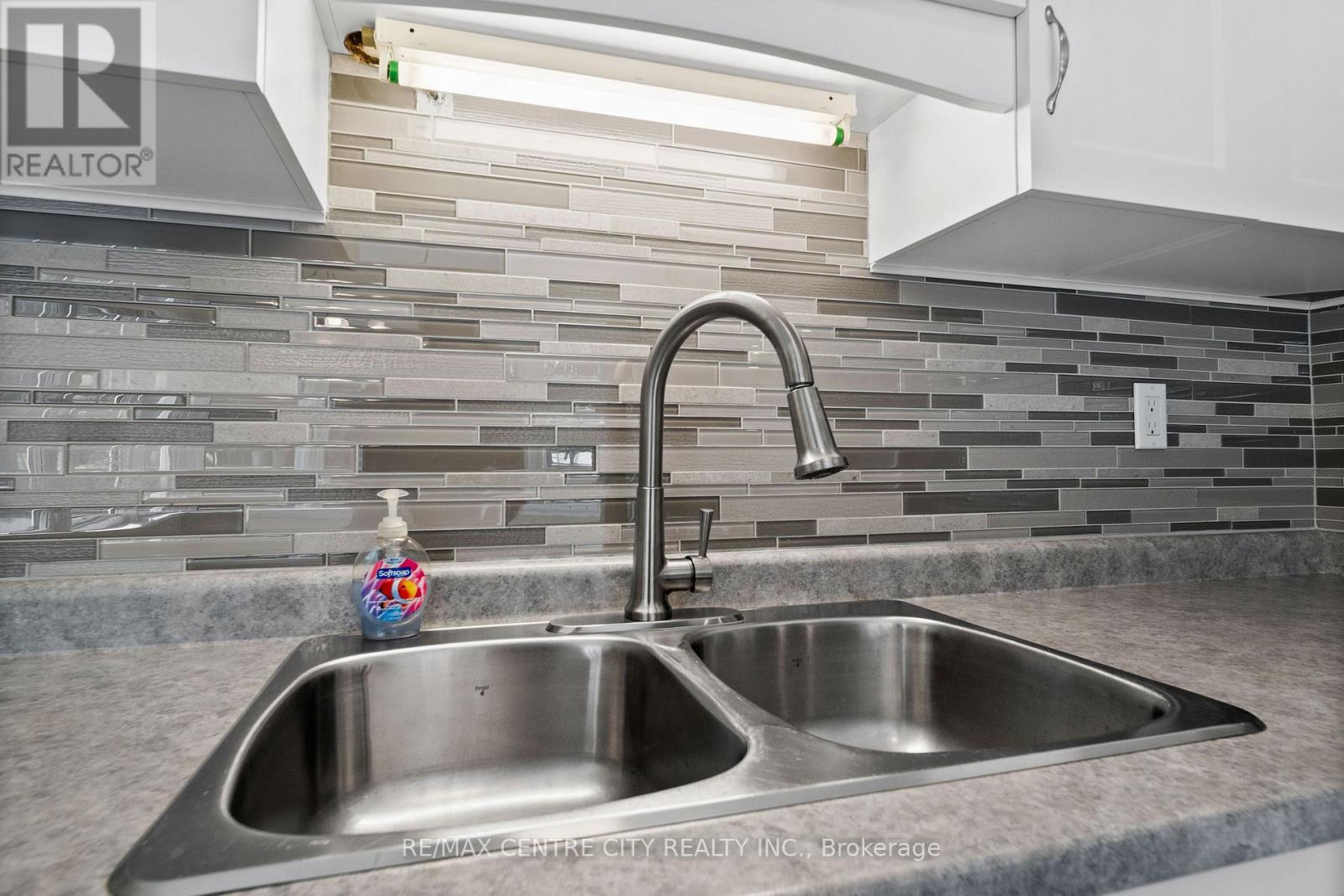 40 Chestnut Street W, Aylmer, Ontario  N5H 1E6 - Photo 8 - X13632518